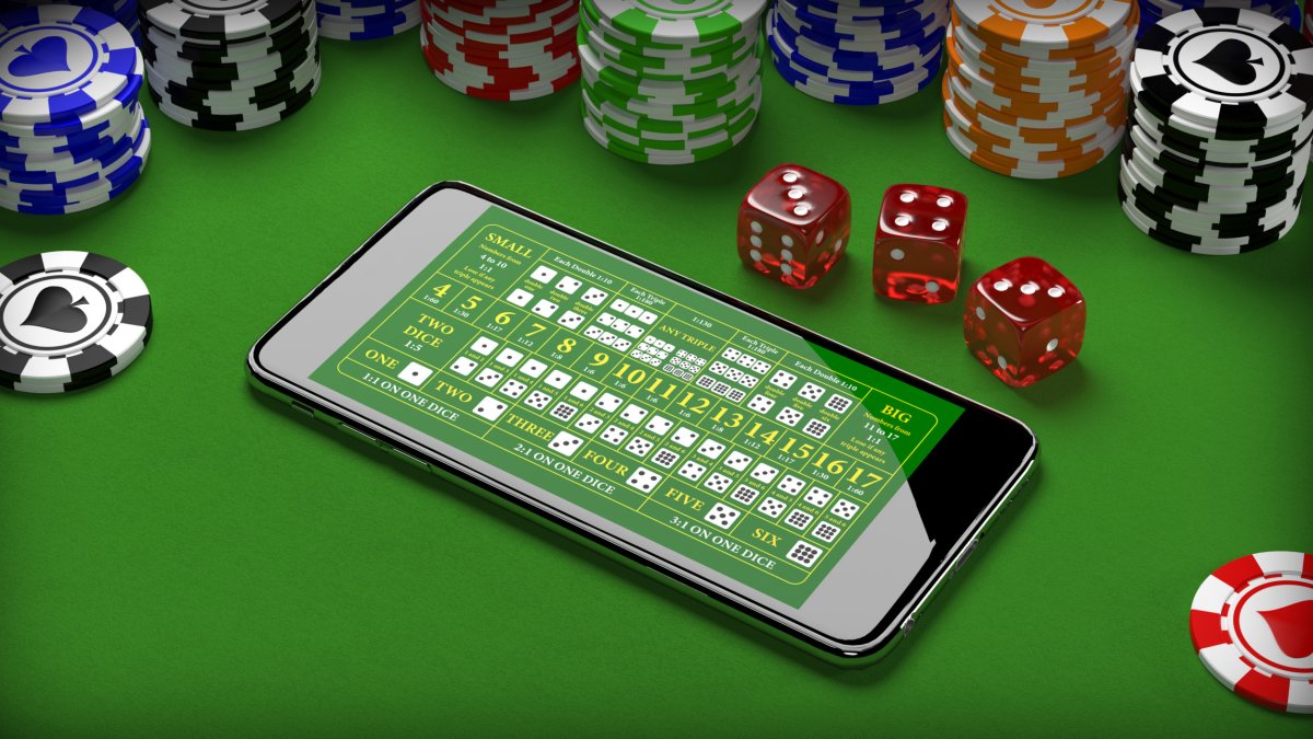 A mobile phone displaying on online roulette table