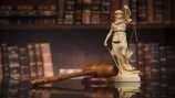 lady-justice-gavel-desk