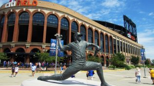 citi field entrance