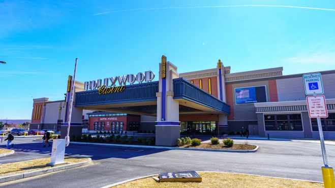 hollywood casino pa