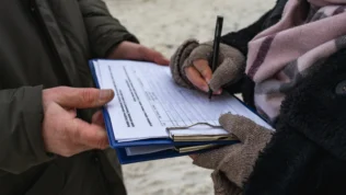 gathering signatures