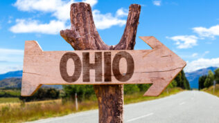 Ohio arrow sign