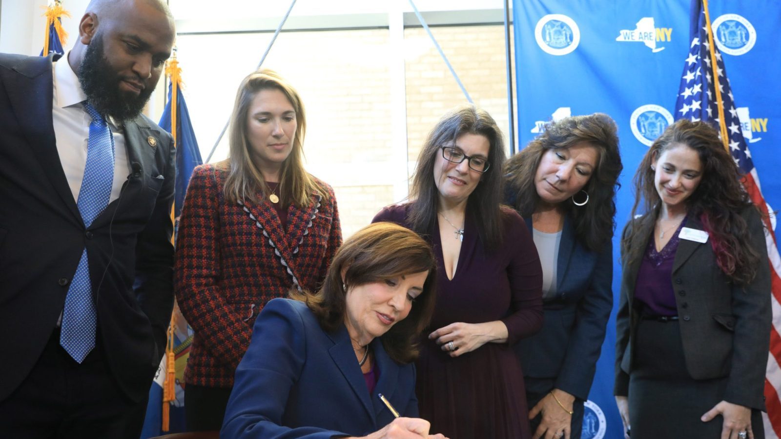 Hochul signs New York sweeps ban