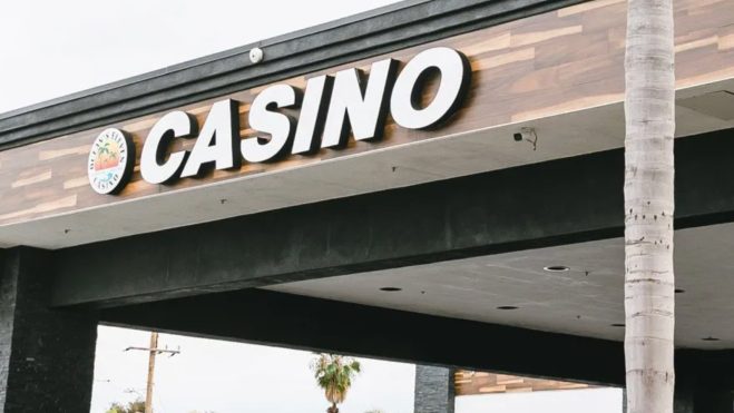 oceans-eleven-casino-sign-entrance